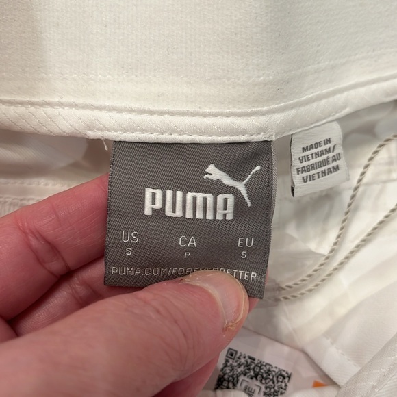PUMA Women's White Bermuda Short/NWT/Small - Picture 9 of 15